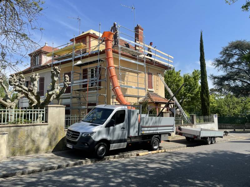 Rénovation complète de toiture dans le quartier de Montchat à Lyon