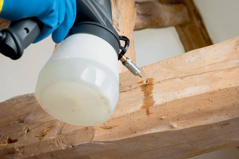 Traitement de charpente à Lyon par artisan couvreur charpentier : diagnostic, solutions préventives et devis gratuit dans le Rhône (69)