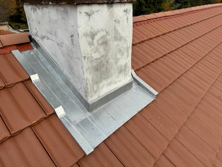 Notre zone d'activité pour ce service Réparation d'un ahébergement de cheminée sur toiture