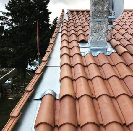 Notre zone d'activité pour ce service Réparation d'un ahébergement de cheminée sur toiture