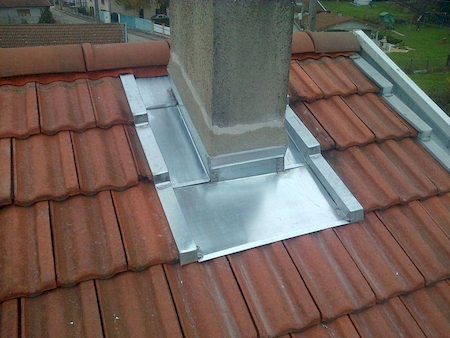 Notre zone d'activité pour ce service Couvreur zingueur pour réparation de fuite sur chéneau en zinc